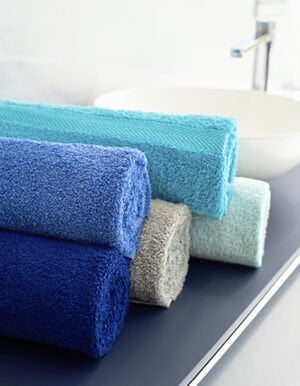 Luxury Bath Towel - Badetücher aus weichem, saugfähigem Baumwollstoff gefertigt. Sie können mit einer individuellen Stickerei veredelt werden.