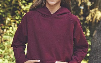 Personalisierte Hoodies für Firmen, Schulen & Vereine – mit Druck oder Stickerei