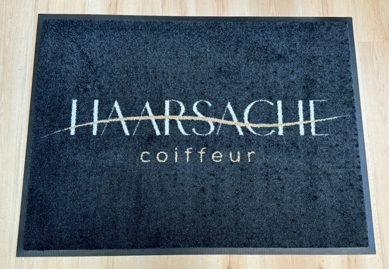 Teppich für einen Eingang beim Coiffure Teppich für einen Eingang beim Coiffure